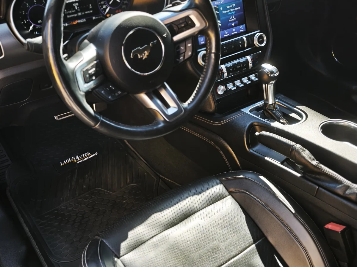 Ford Mustang Gt — foto 13 de 13