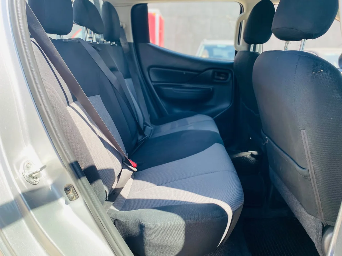 Mitsubishi L200 Katana Crt — foto 6 de 11