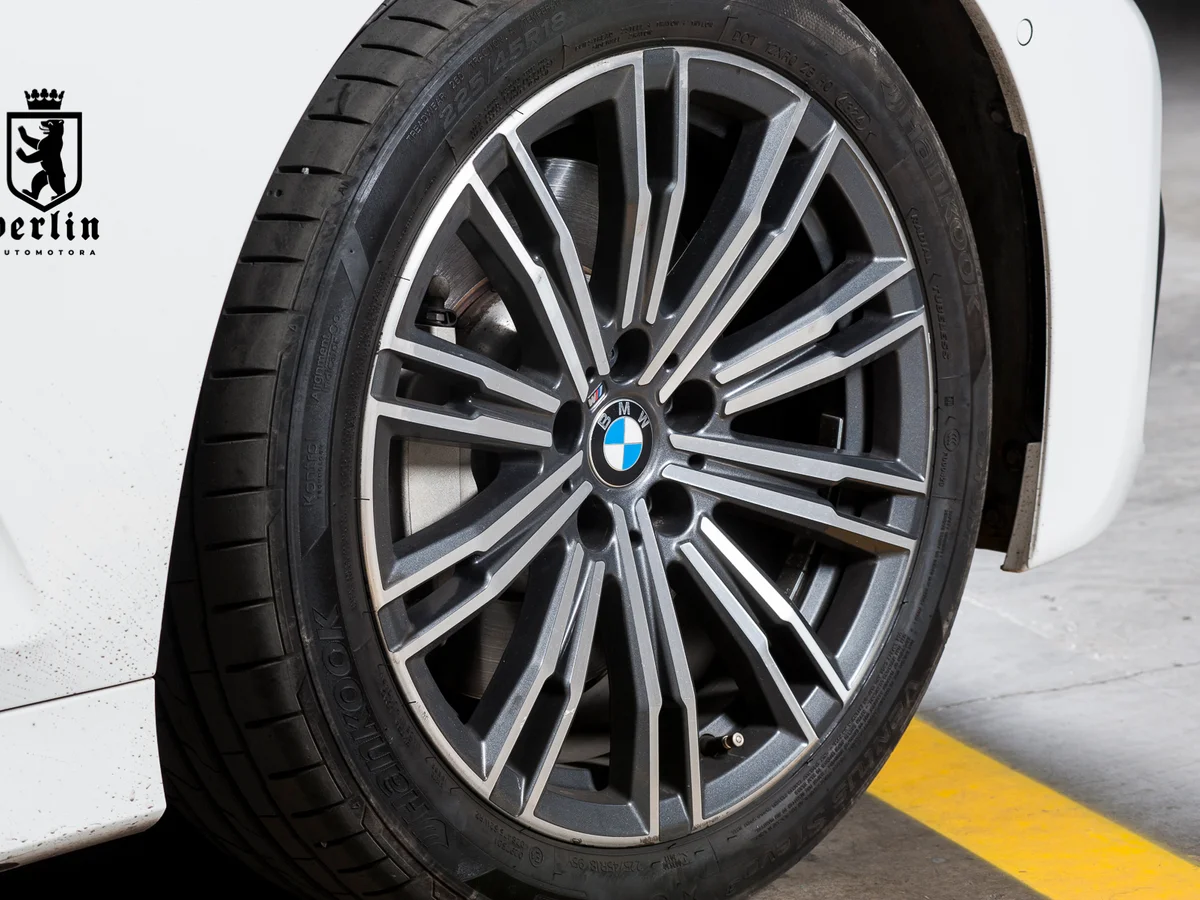 BMW 330 — foto 7 de 25