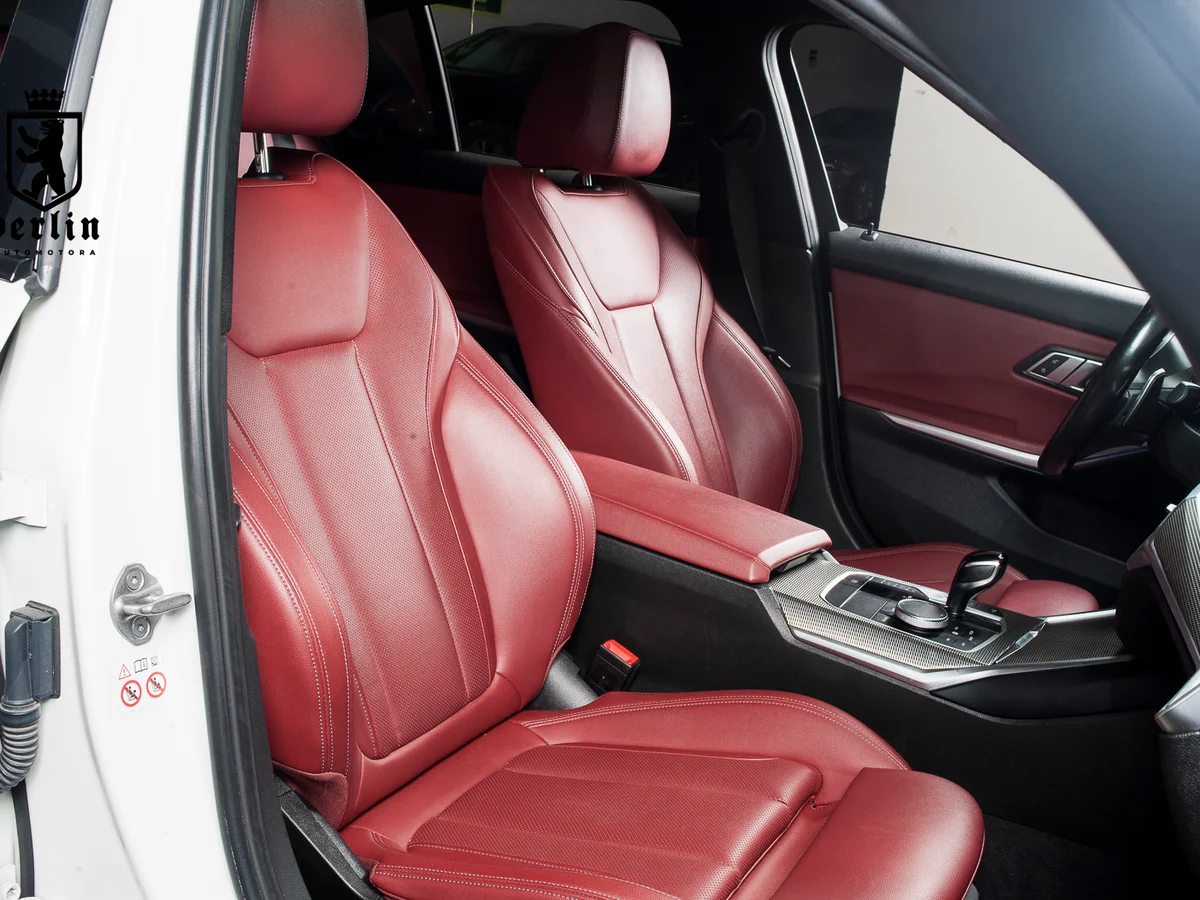 BMW 330 — foto 22 de 25