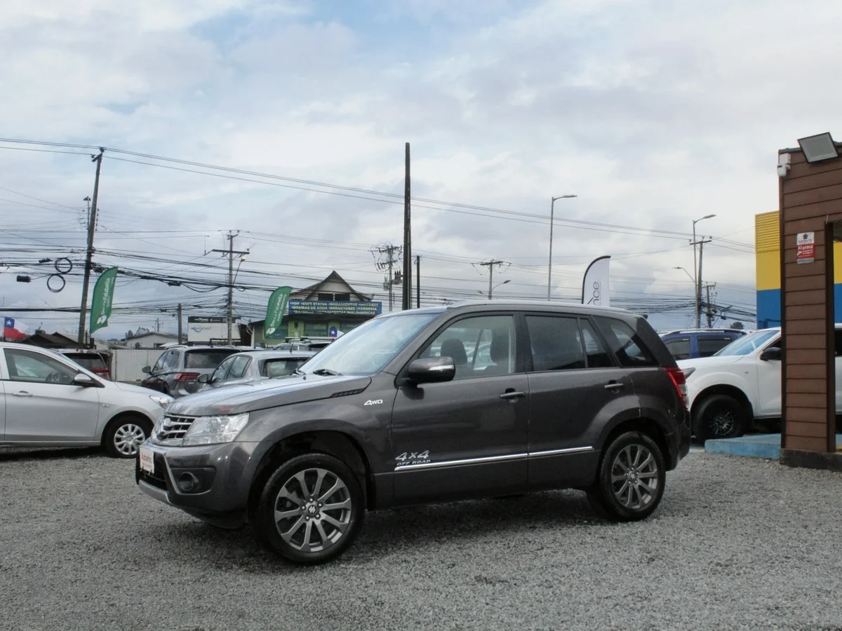 Suzuki Grand Nomade