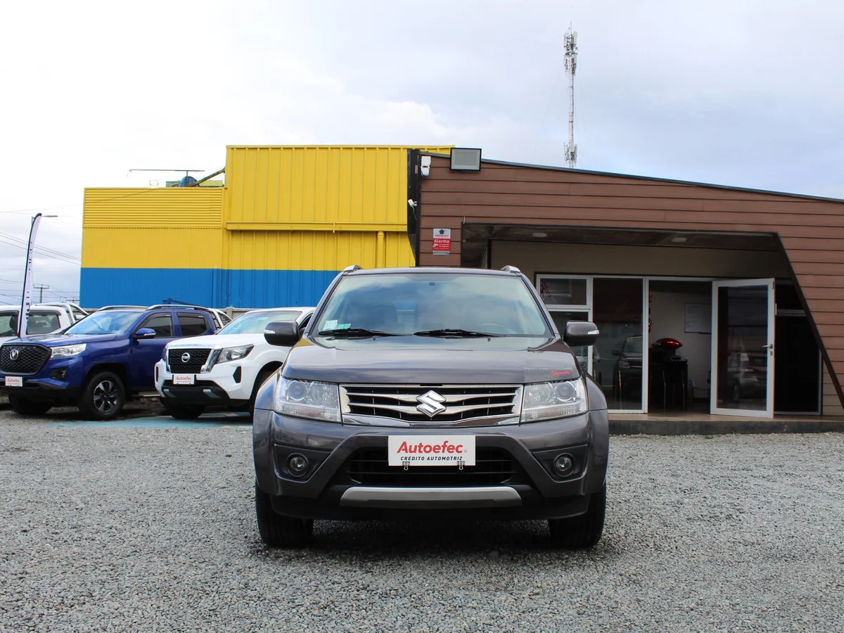 Suzuki Grand Nomade — foto 3 de 11