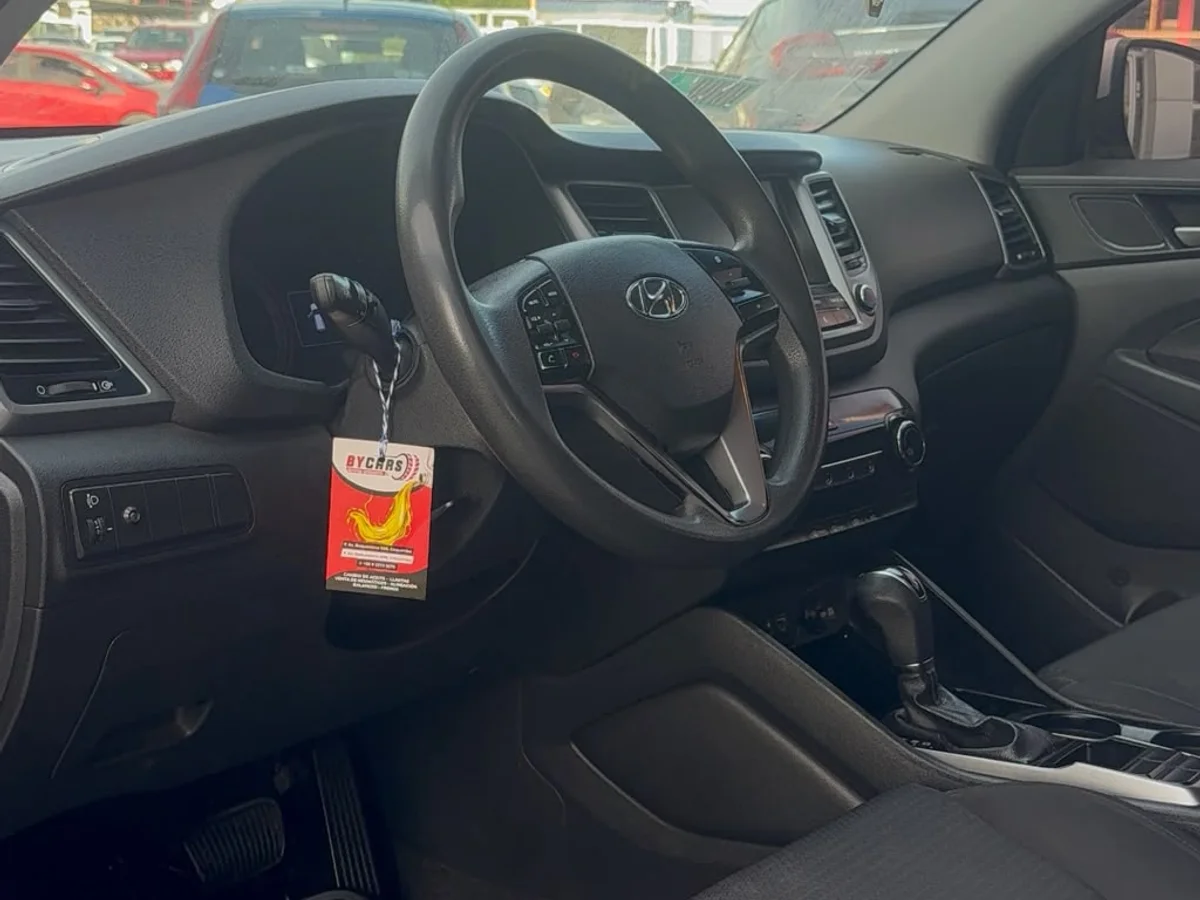 HYUNDAI TUCSON 2.0 DIESEL AT 2018 - Miniatura 7