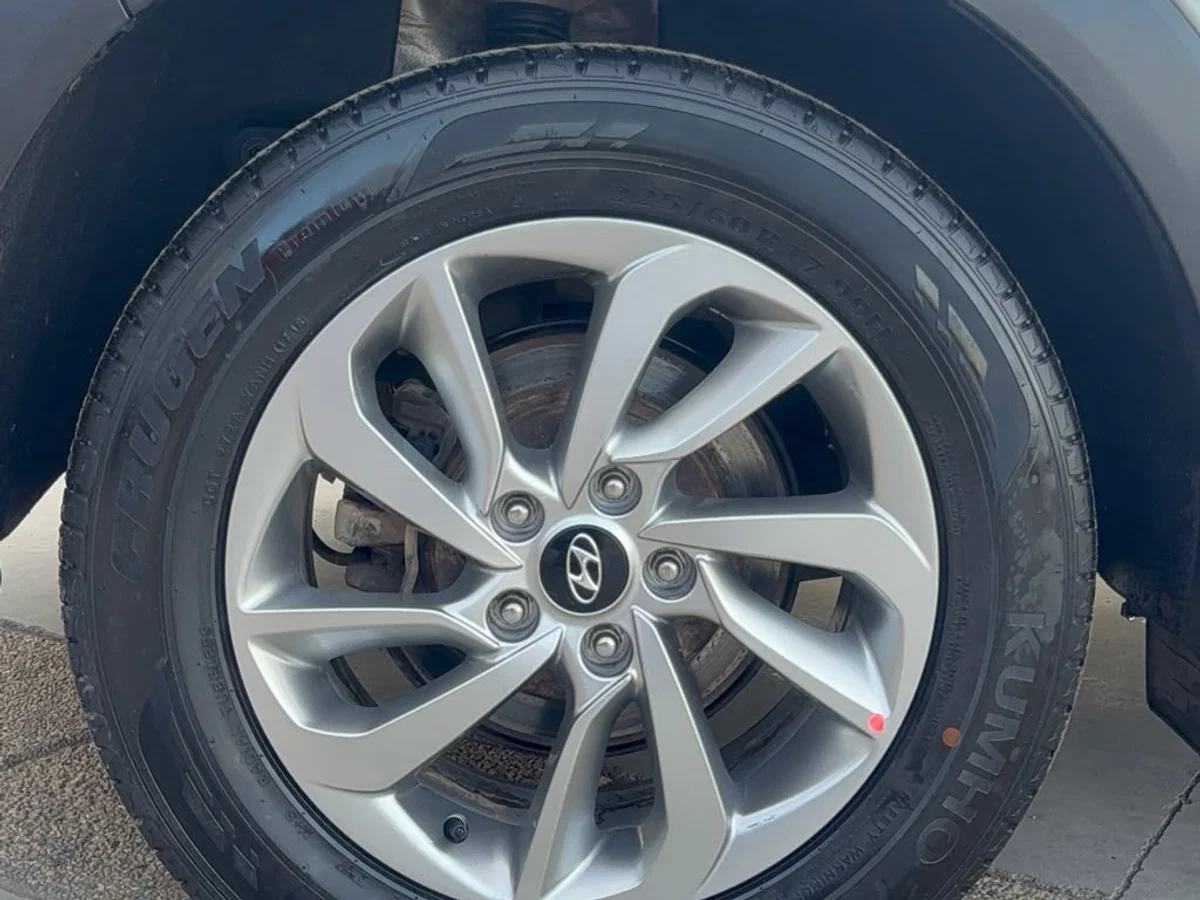 HYUNDAI TUCSON 2.0 DIESEL AT 2018 - Miniatura 8