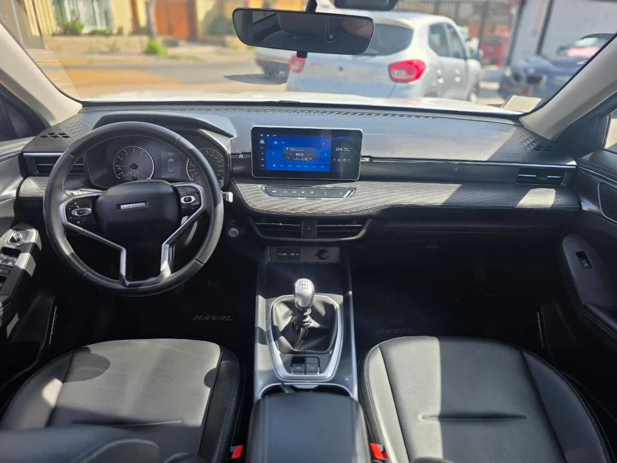 Haval Jolion Elite — foto 4 de 10