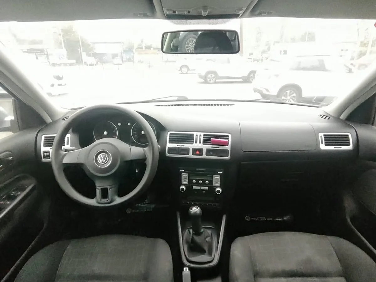 VOLKSWAGEN Bora TRENDLINE SKY 2.0 2011 - Miniatura 11