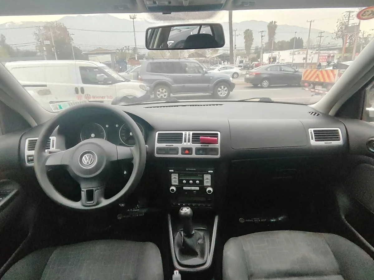 VOLKSWAGEN Bora TRENDLINE SKY 2.0 2011 - Miniatura 12