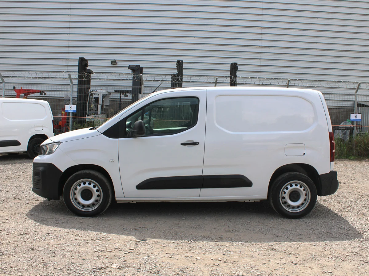 PEUGEOT NUEVA PARTNER HDI 1.6 2023 miniatura 10