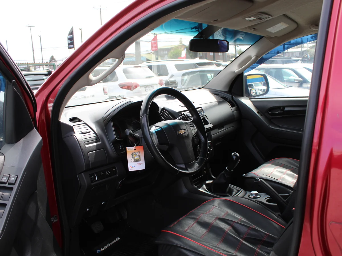 Chevrolet D-Max — foto 10 de 11