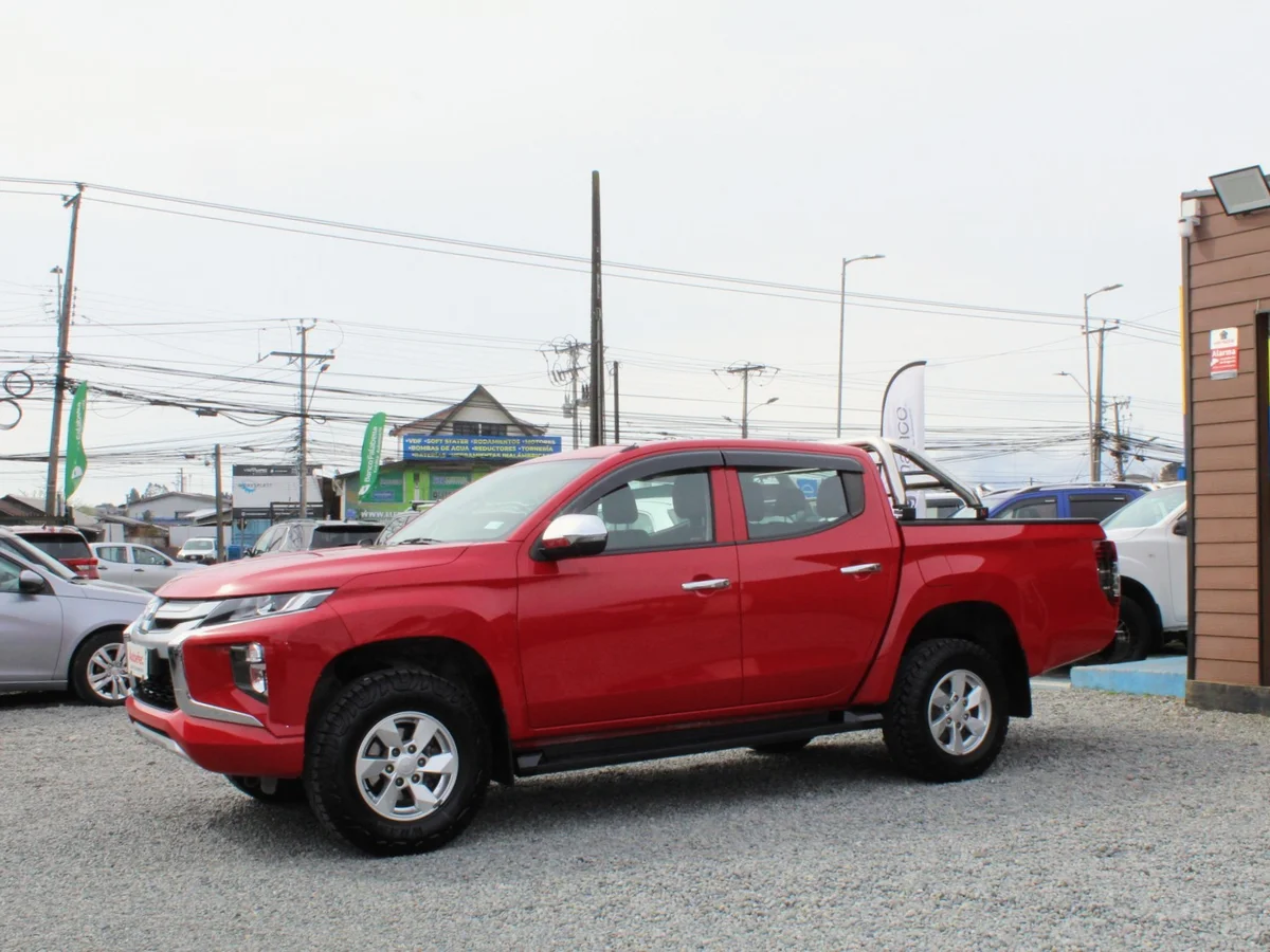 Mitsubishi L200 Katana Crt