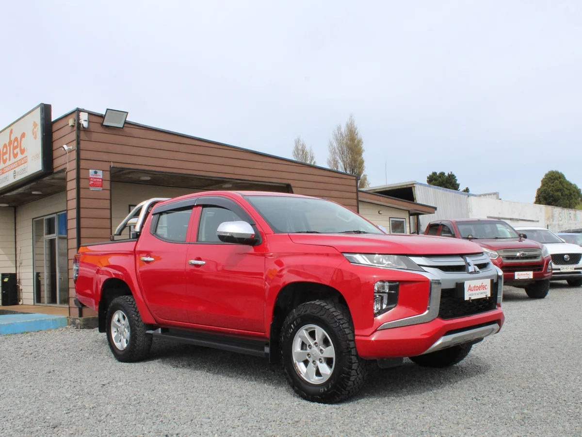 Mitsubishi L200 Katana Crt — foto 4 de 13