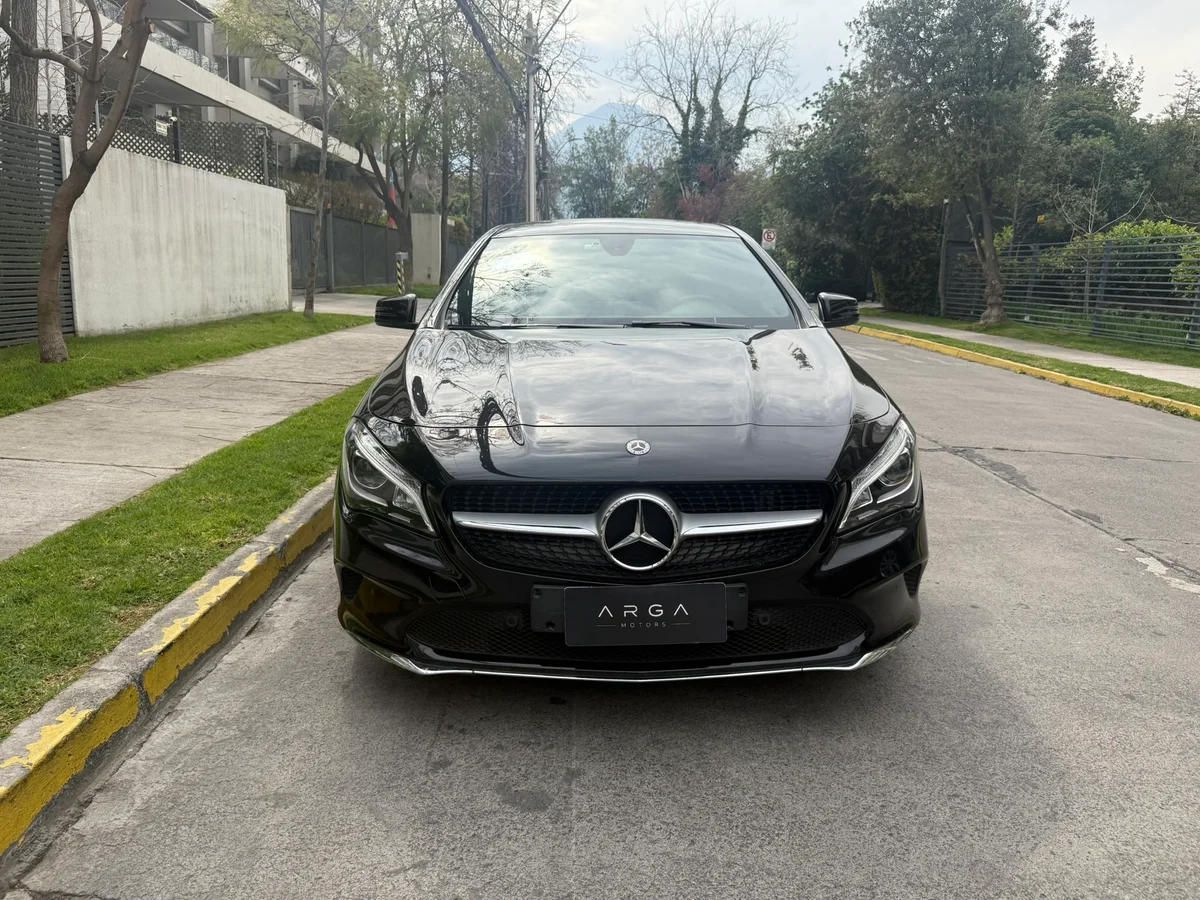 MERCEDES BENZ CLA 180 1.6 4X2 AT 4P 2018 - Miniatura 3