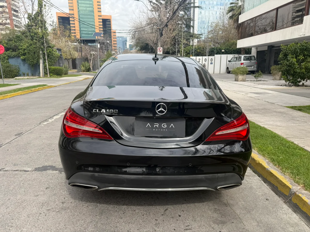 MERCEDES BENZ CLA 180 1.6 4X2 AT 4P 2018 - Miniatura 6