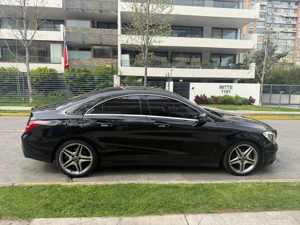 MERCEDES BENZ CLA 180 1.6 4X2 AT 4P 2018 - Miniatura 8
