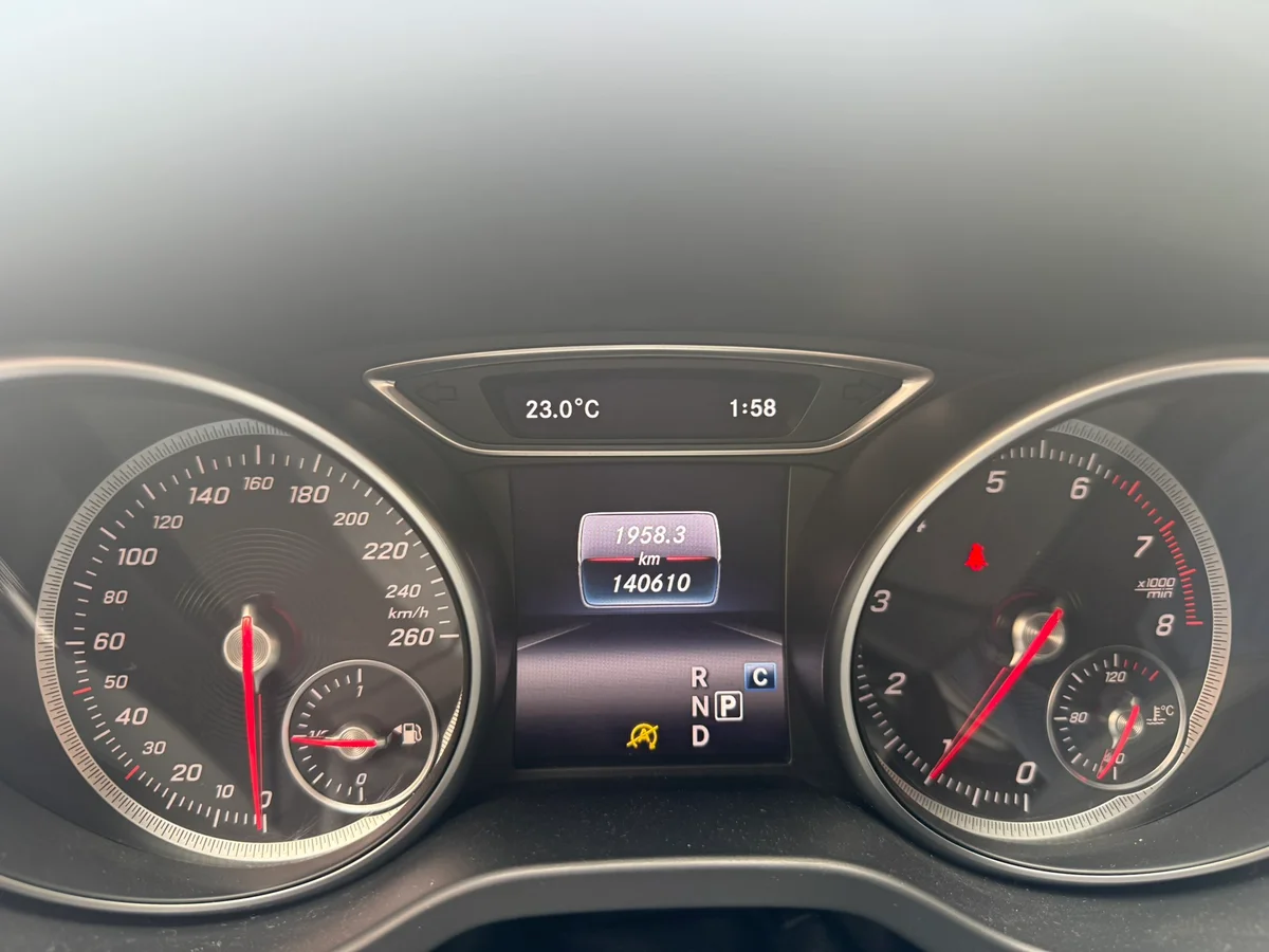 MERCEDES BENZ CLA 180 1.6 4X2 AT 4P 2018 - Miniatura 20