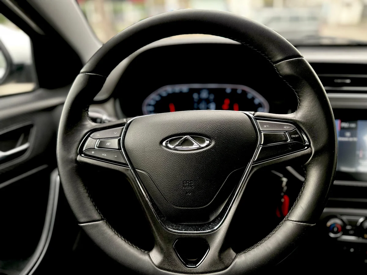 Chery Tiggo 2 — foto 12 de 20