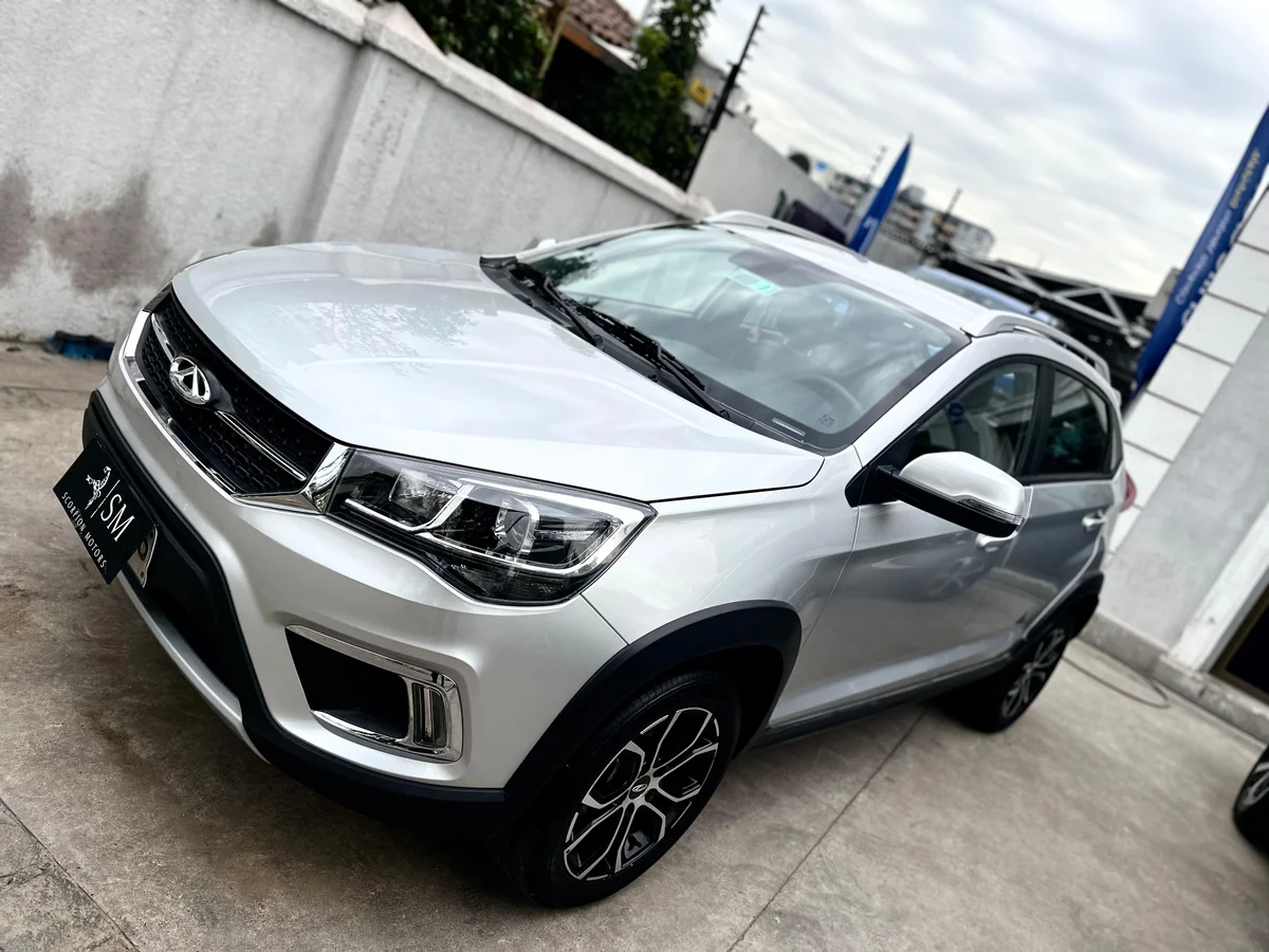 Chery Tiggo 2 — foto 19 de 20