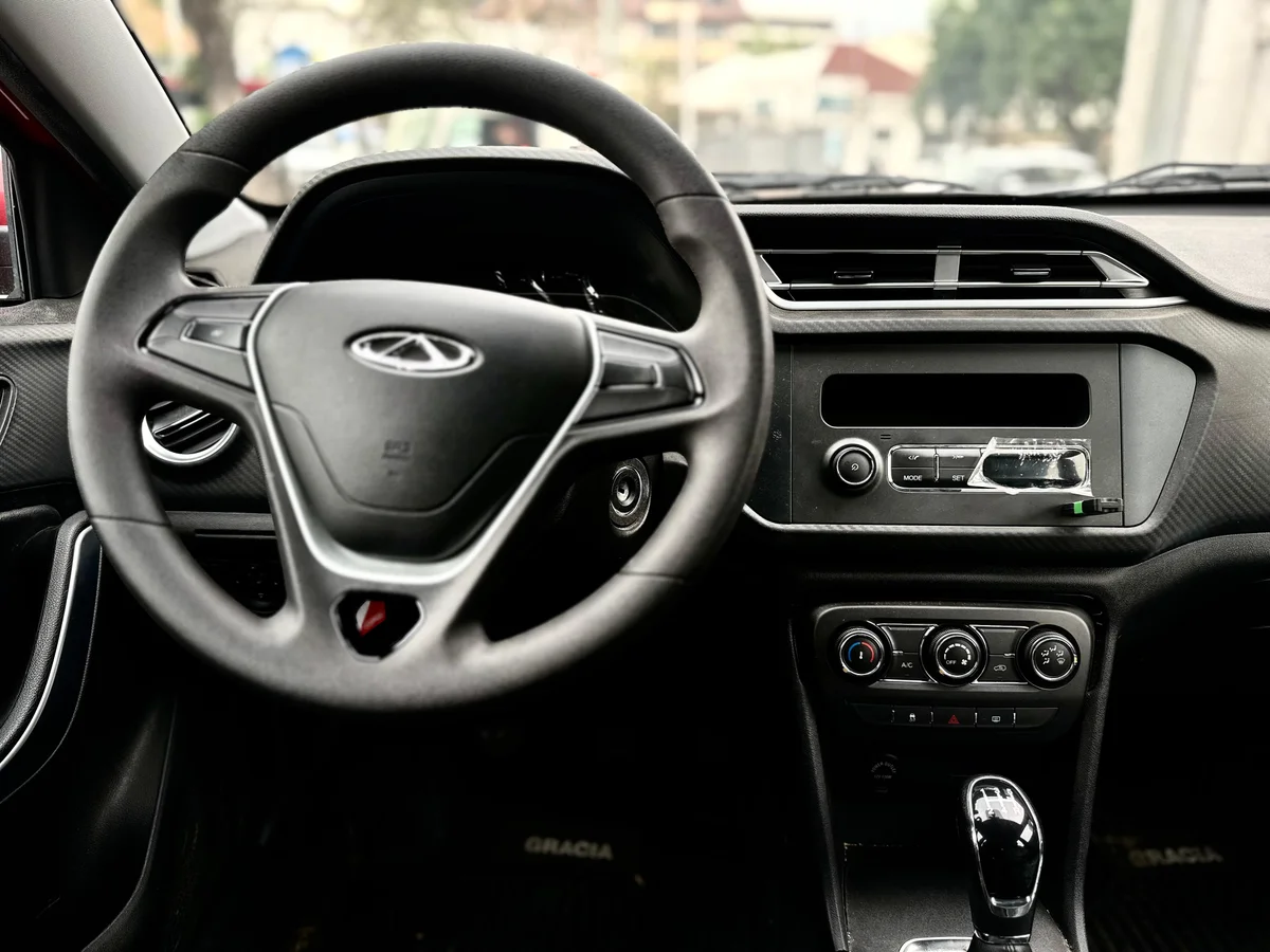 Chery Tiggo 2 — foto 11 de 19