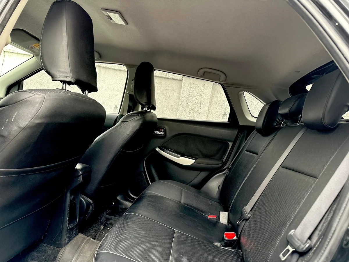 Suzuki Baleno Gls1.4 Hb — foto 9 de 21