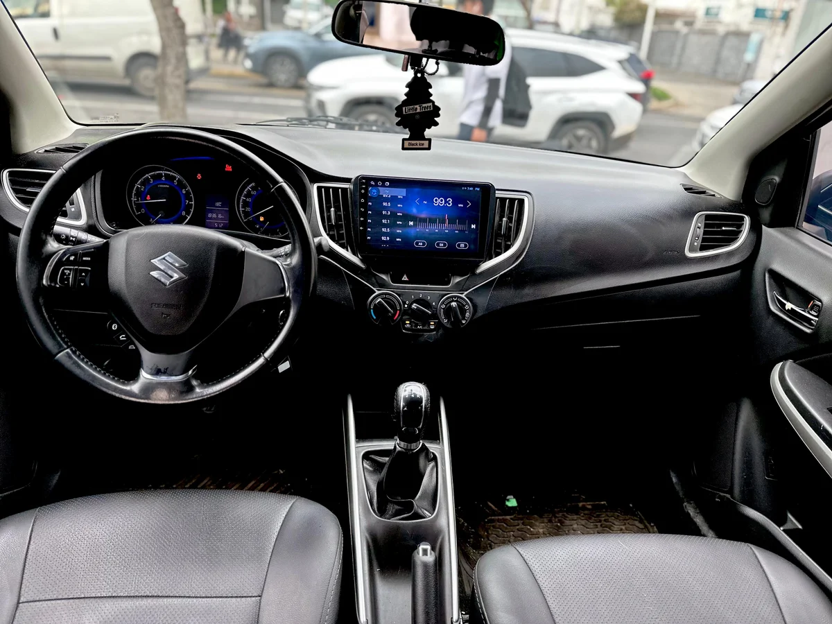 Suzuki Baleno Gls1.4 Hb — foto 10 de 21