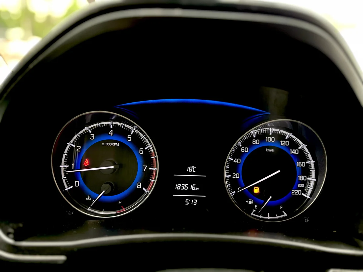 Suzuki Baleno Gls1.4 Hb — foto 15 de 21