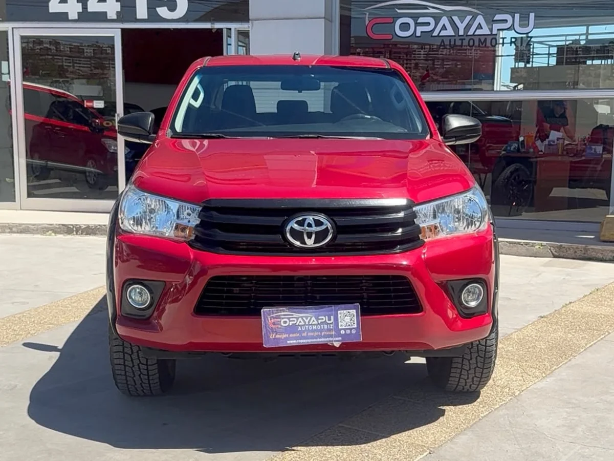 Toyota Hilux Dx2.4 Diesel 4X4 Mt2021