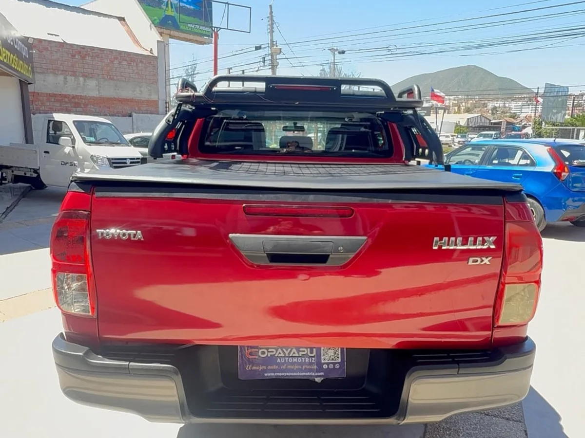 Toyota Hilux Dx2.4 Diesel 4X4 Mt2021 — foto 7 de 11
