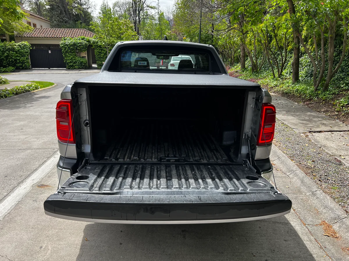 RAM Rampage LARAMIE 2.0 DIESEL 4X4 DOBLE CABINA 2026 - Miniatura 7
