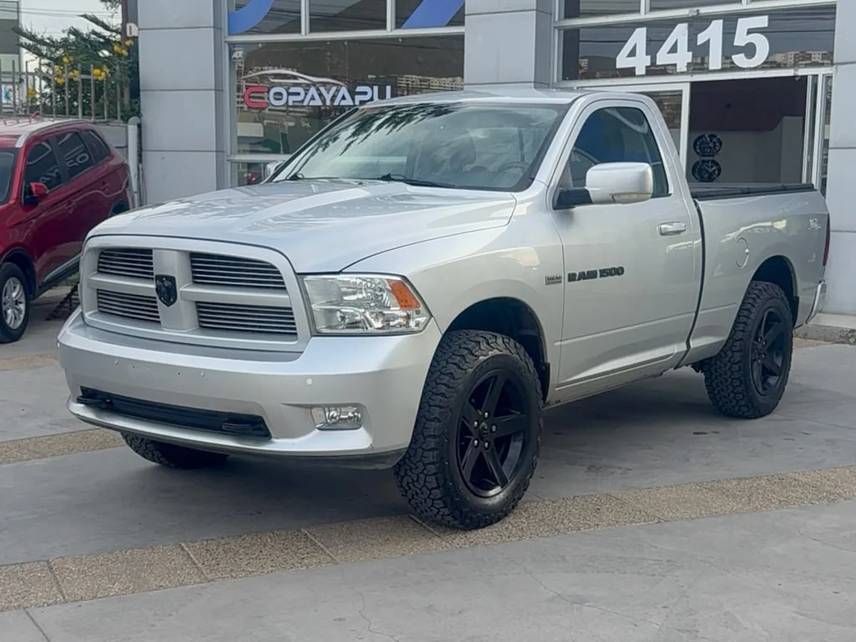 Dodge New Ram 4X4 5.7 5.7L Hemi — foto 3 de 10