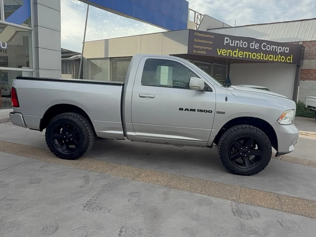 Dodge New Ram 4X4 5.7 5.7L Hemi — foto 4 de 10