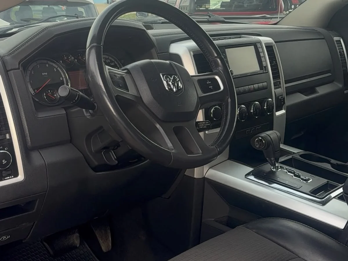 Dodge New Ram 4X4 5.7 5.7L Hemi — foto 7 de 10