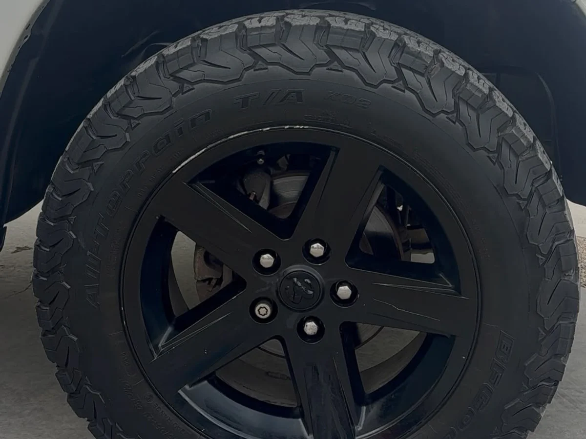 Dodge New Ram 4X4 5.7 5.7L Hemi — foto 9 de 10