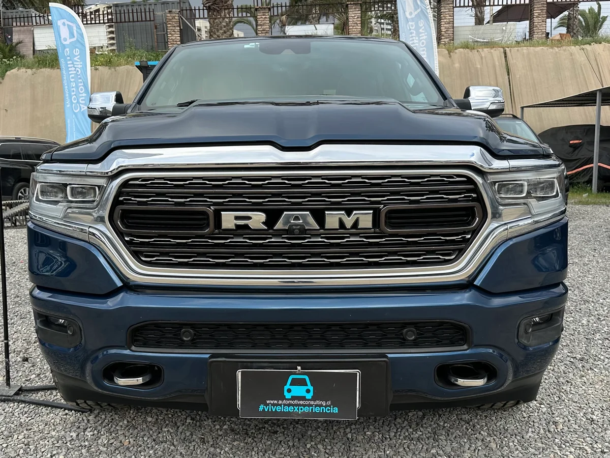 RAM 1500 NEW LIMITED 4X4 HEMI 5.7 UNICO DUEÑO 2021 - Miniatura 2