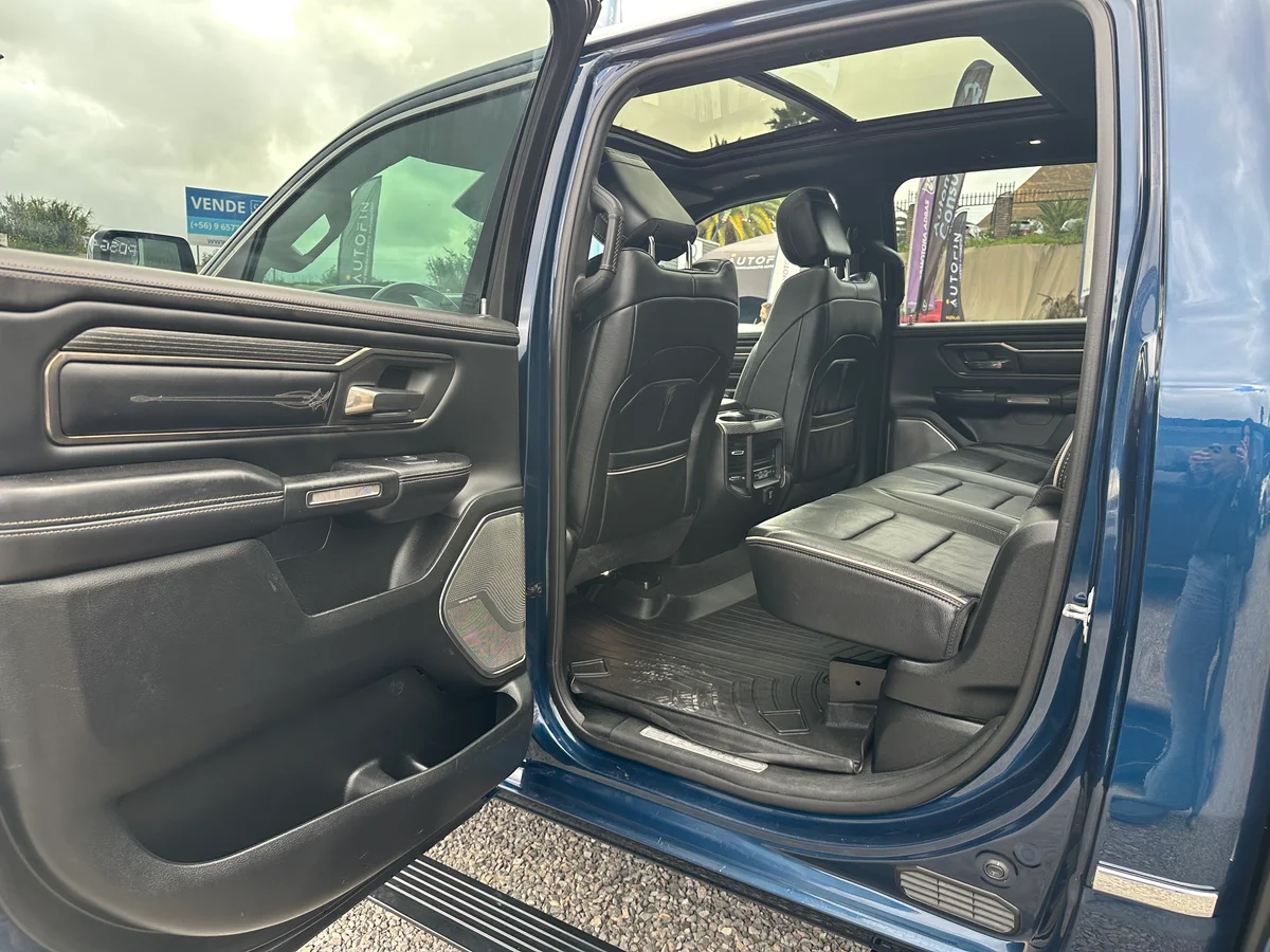RAM 1500 NEW LIMITED 4X4 HEMI 5.7 UNICO DUEÑO 2021 - Miniatura 17