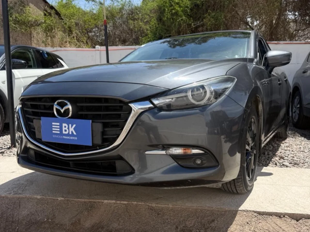 Mazda 3 — foto 4 de 10