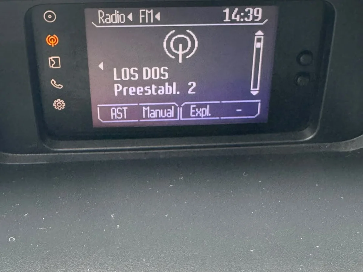 MAZDA Bt-50 2.2 SDX DCAB DIESEL 4X4 6MT 2020 (perdida asimi) - Miniatura 18