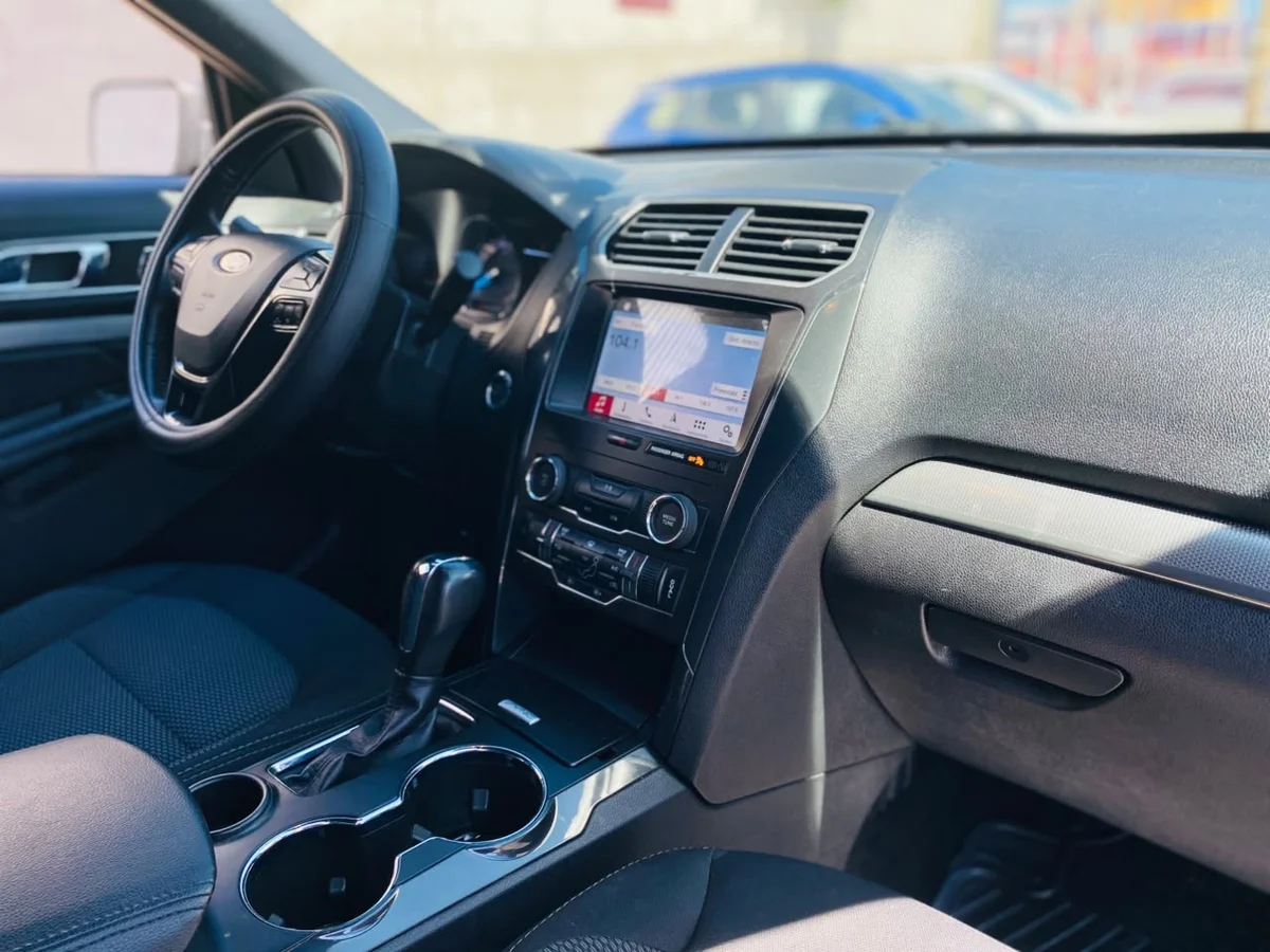 Ford Explorer Xlt3.5 3R — foto 20 de 23