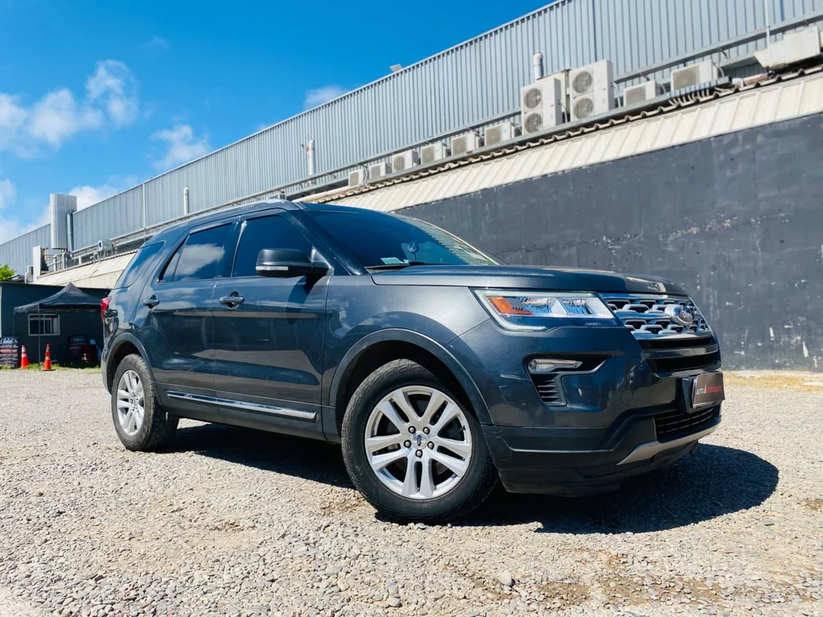 Ford Explorer Xlt3.5 3R — foto 14 de 23
