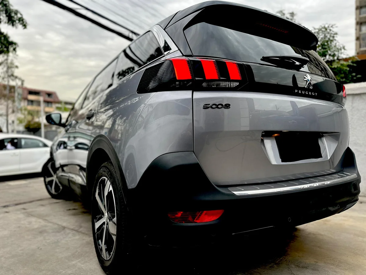 Peugeot 5008 Allure — foto 22 de 24