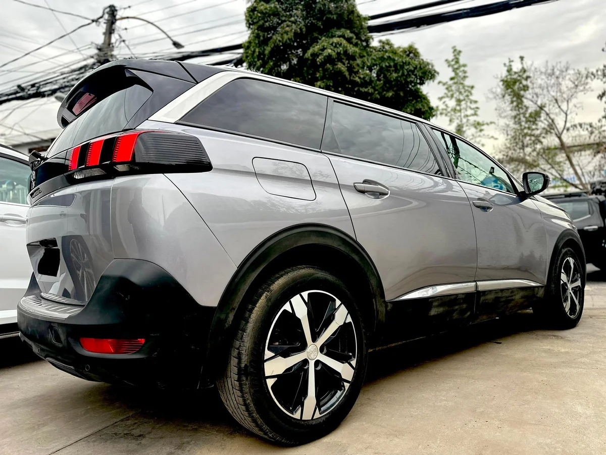 Peugeot 5008 Allure — foto 23 de 24