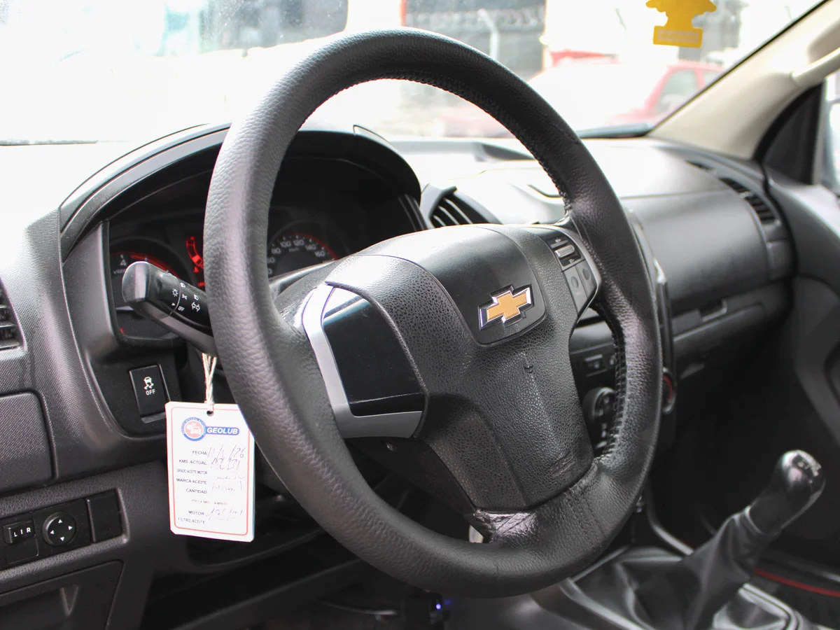 CHEVROLET D-Max 4x2 miniatura 8
