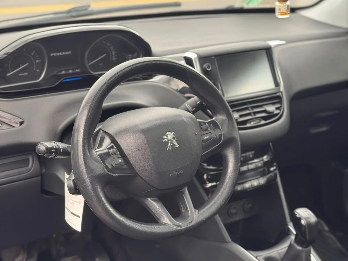 PEUGEOT 208 ALLURE VTI FULL 1.6 2013 - Miniatura 9