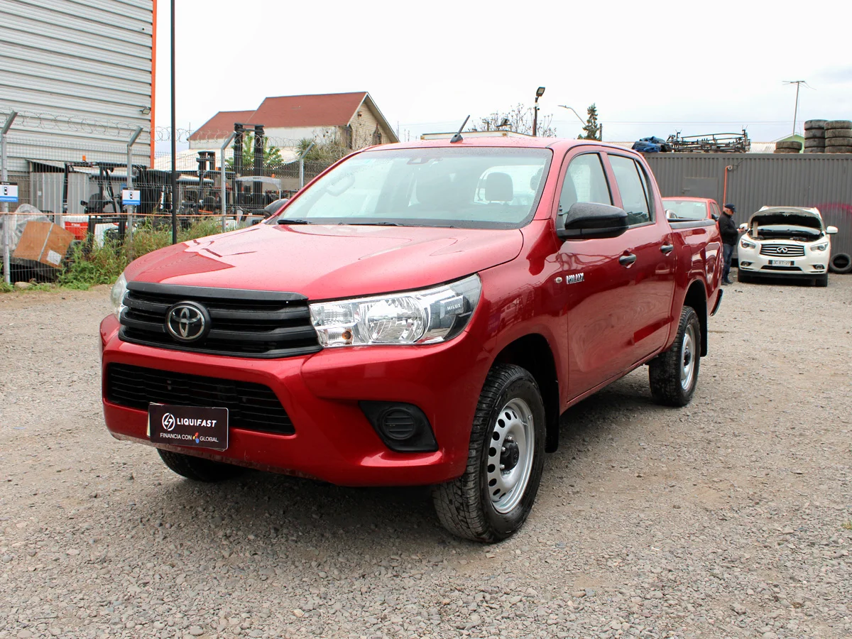 TOYOTA Hilux DCAB miniatura 1