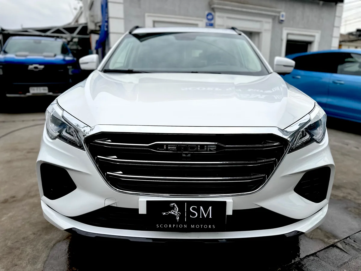 Jetour X70 1.5T Lux — foto 4 de 22