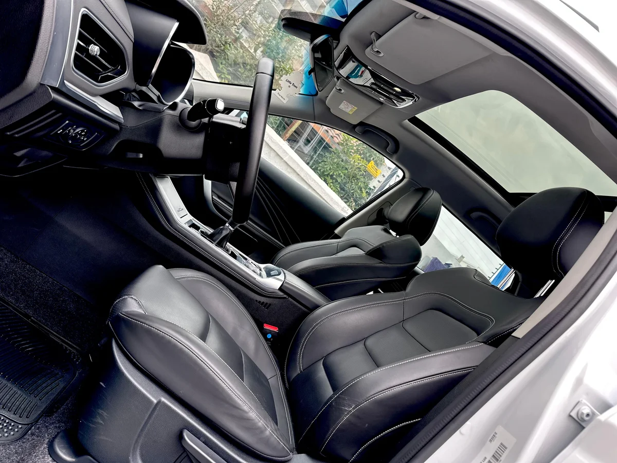 Jetour X70 1.5T Lux — foto 9 de 22