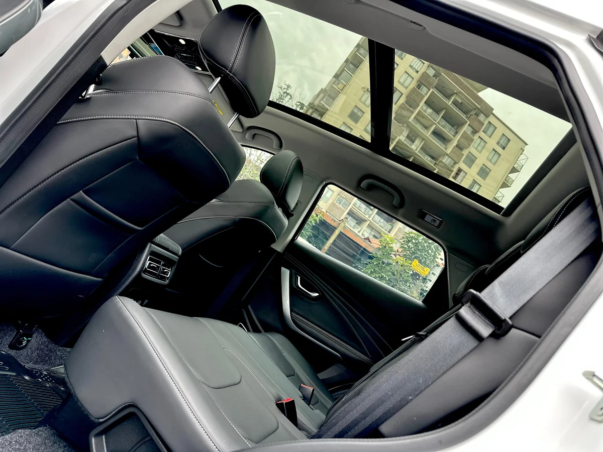 Jetour X70 1.5T Lux — foto 10 de 22