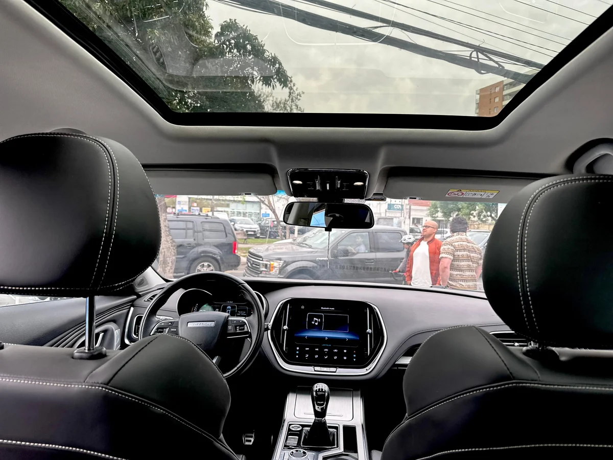 Jetour X70 1.5T Lux — foto 12 de 22