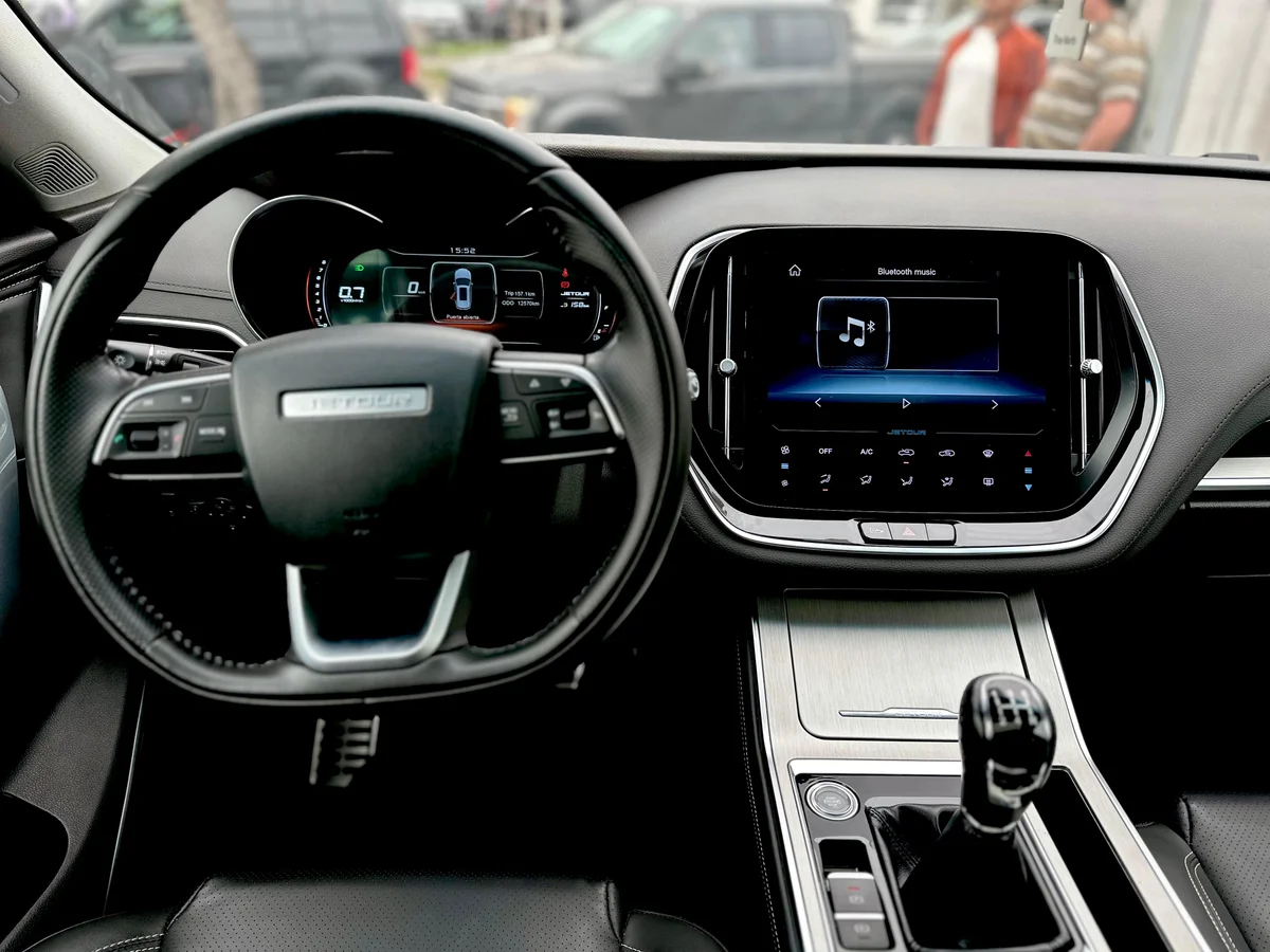 Jetour X70 1.5T Lux — foto 16 de 22