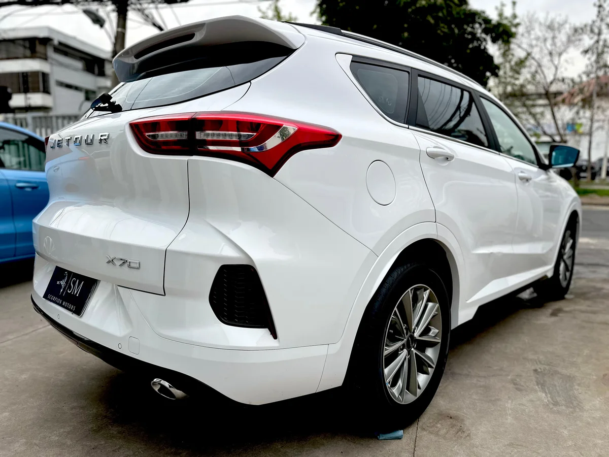 Jetour X70 1.5T Lux — foto 21 de 22