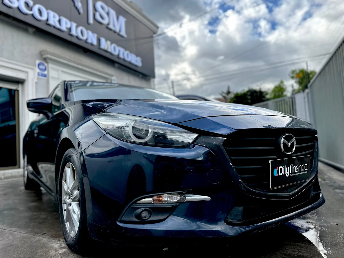 Mazda 3 — foto 7 de 17